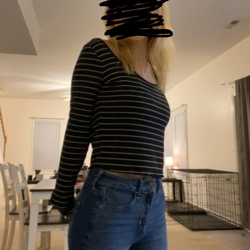 Long sleeve shirt.